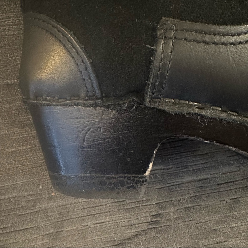 No.6 Pull on Shearling Clog Boot on mid heel in all Black leather and suede - Picture 7 of 12